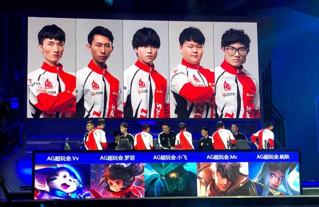 LNG Esports 阵容由 Hanyi 揭晓： ZIKA , Tian , Scout , Peyz , Hang 在午夜签约