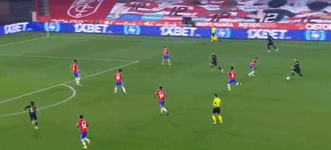 刘诚宇：和新疆队对抗蛮吃力，我要让自己变得更加强大（刘诚宇：与新疆对决挺吃力，我要让自己更强大）